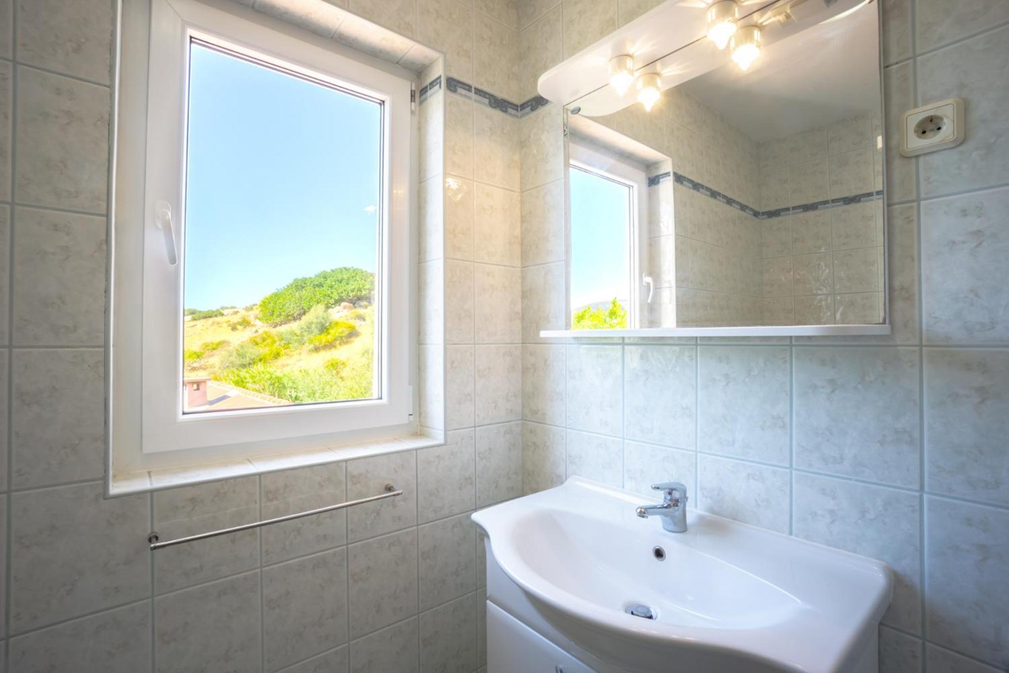 Galinec With Mountain And Seaview Apartment Metajna Room photo