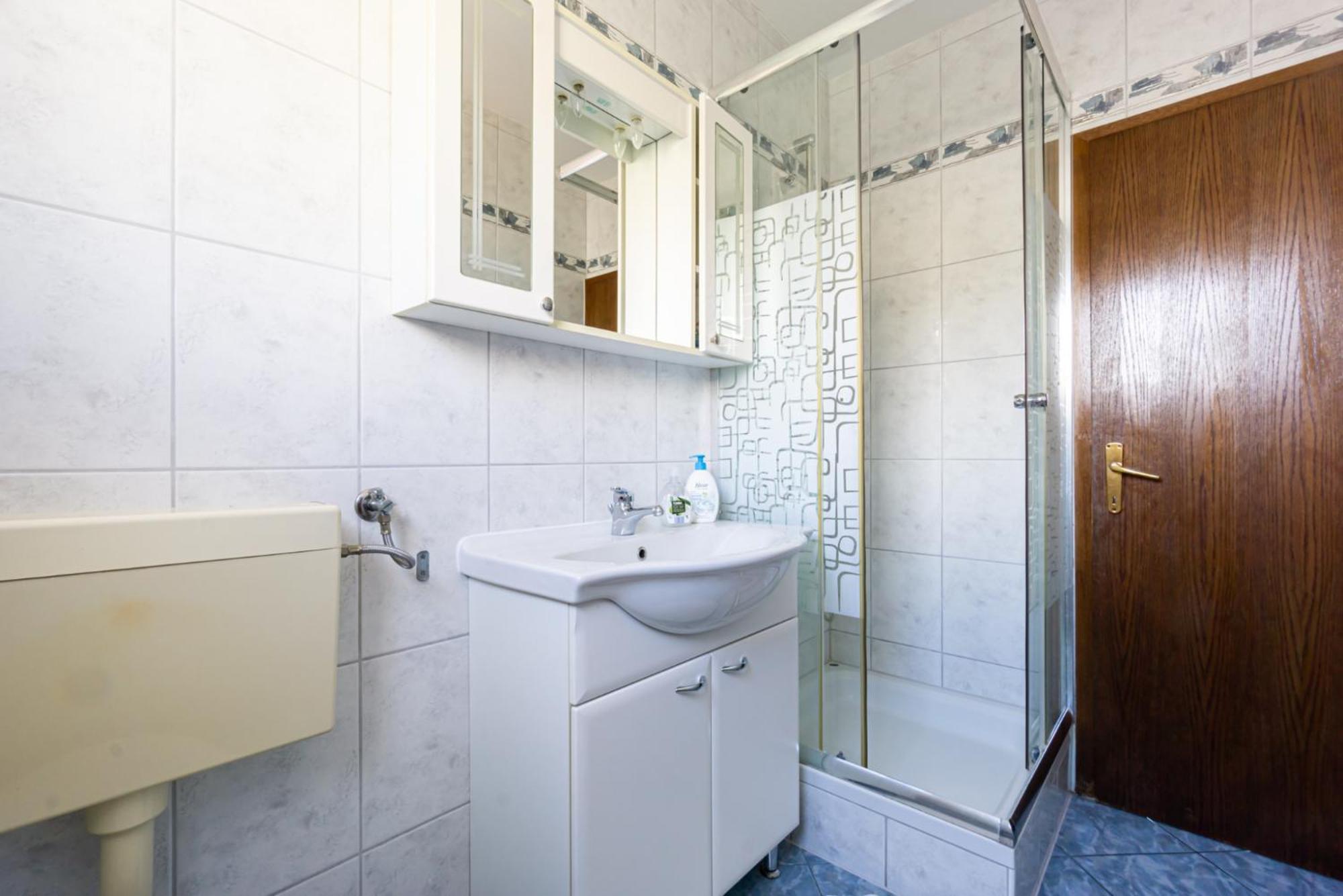 Galinec With Mountain And Seaview Apartment Metajna Room photo