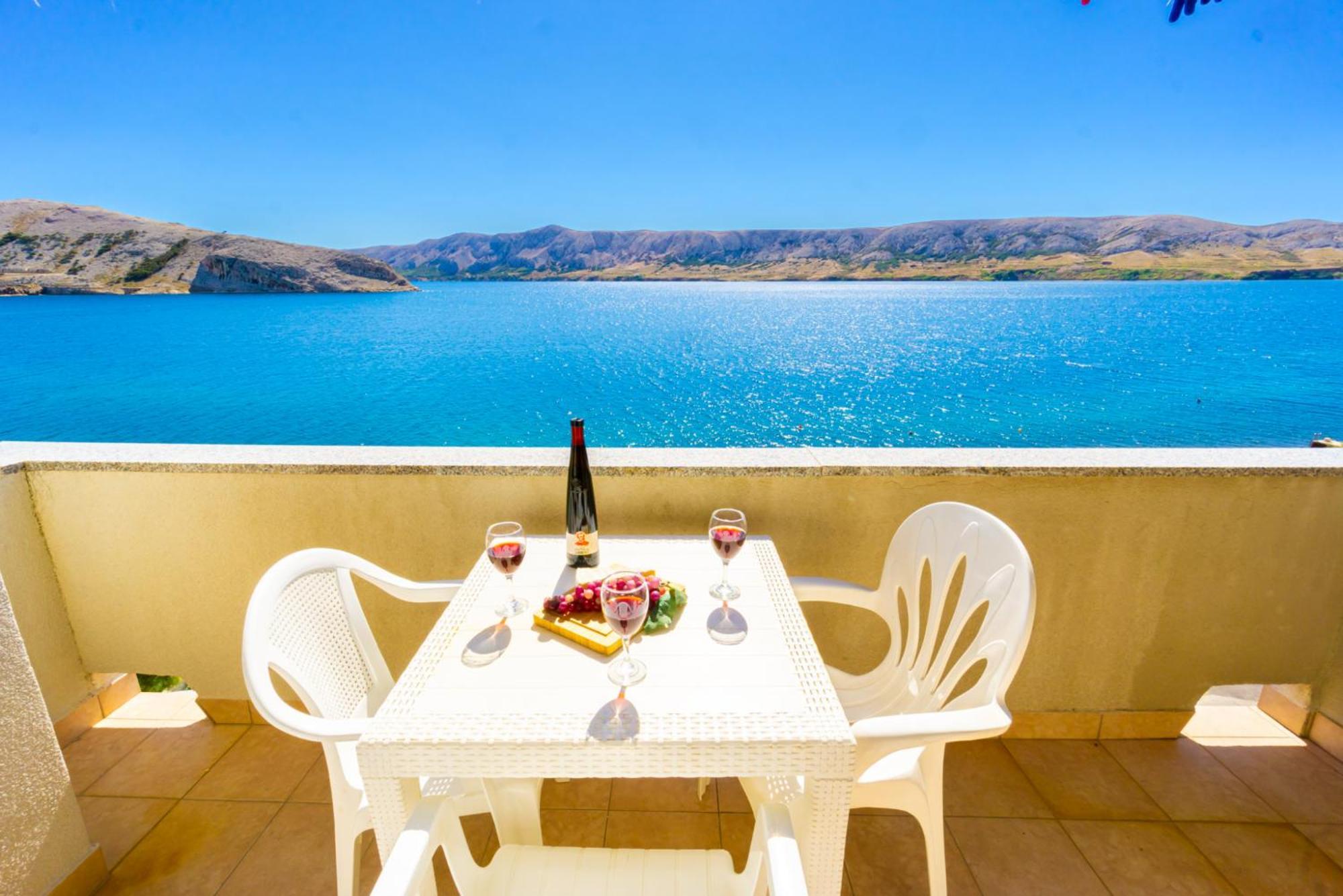 Galinec With Mountain And Seaview Apartment Metajna Room photo